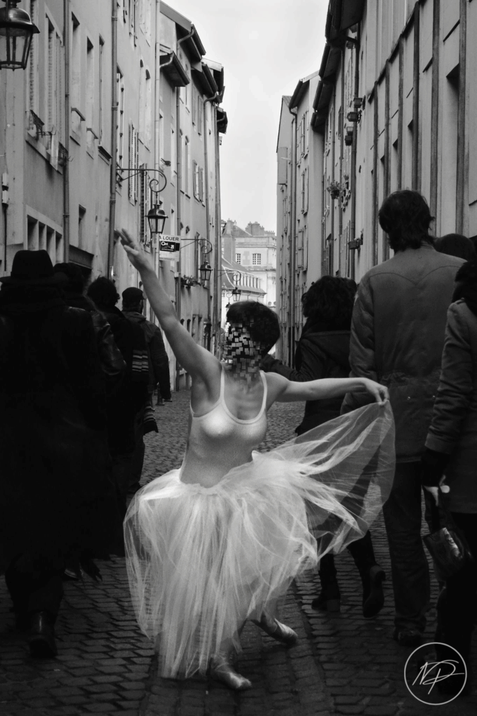 The Dancer (série : Artists of Today)
